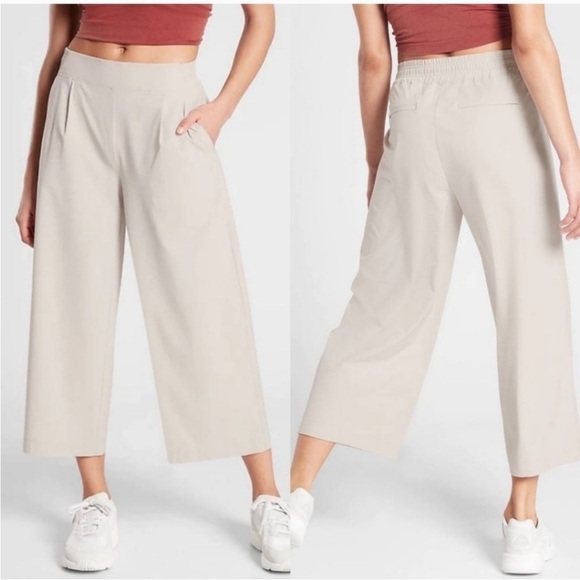 Athleta Brooklyn Wide Leg Cropped Pants Cream Zipper Pockets Stretchy Size 12 - Picture 1 of 15